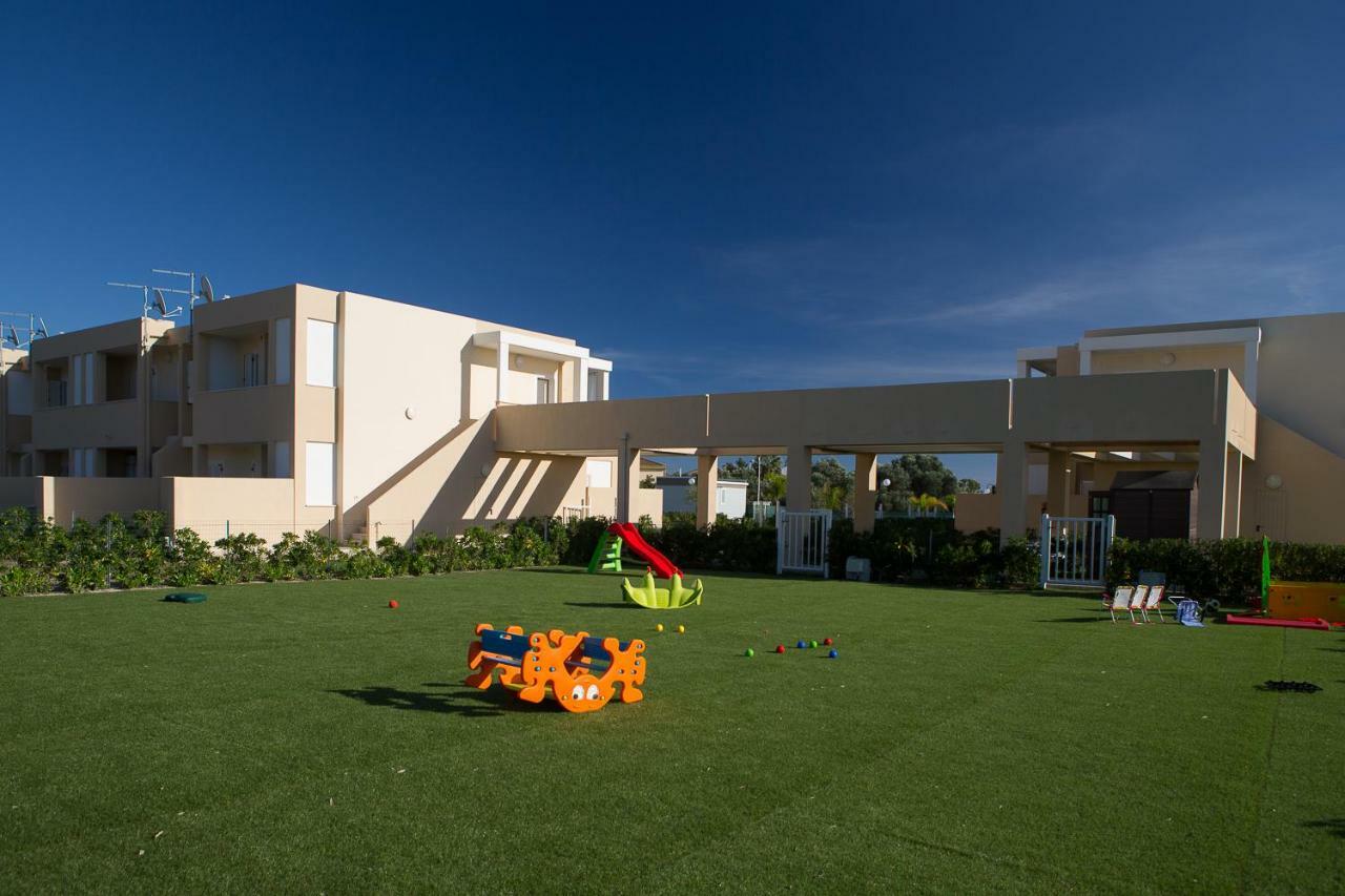 Residence Mar Mediterraneo Quartu Sant'Elena Bagian luar foto