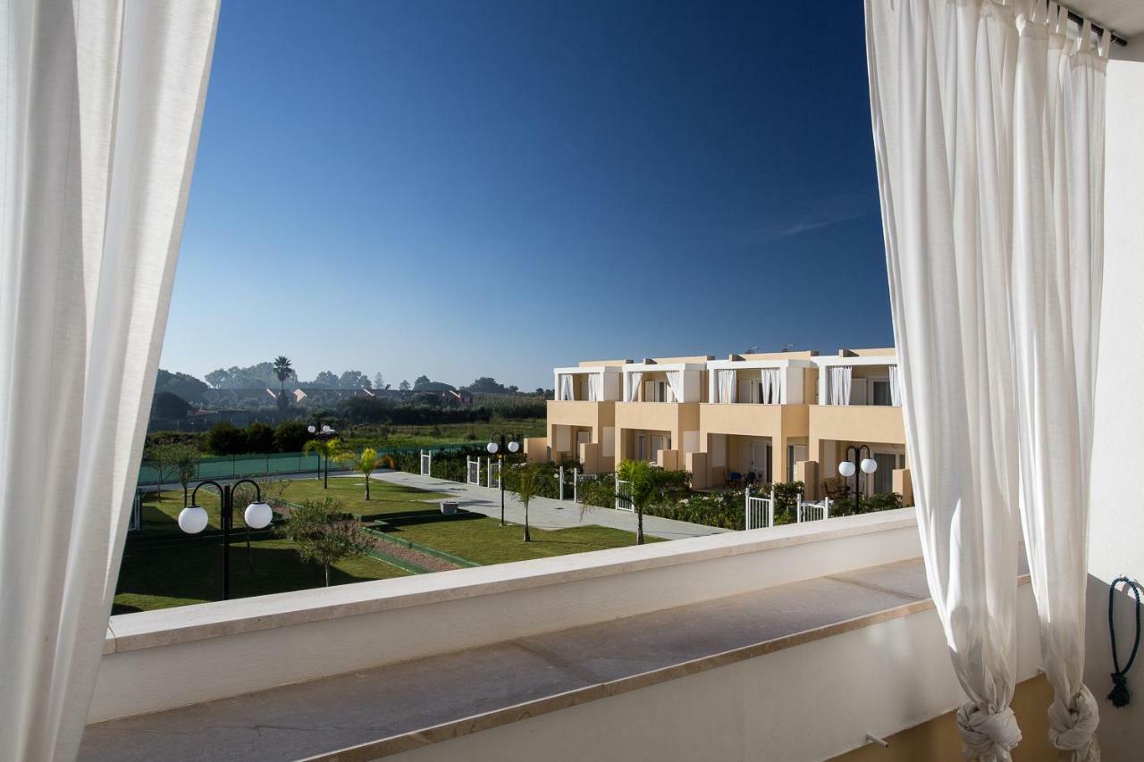 Residence Mar Mediterraneo Quartu Sant'Elena Bagian luar foto